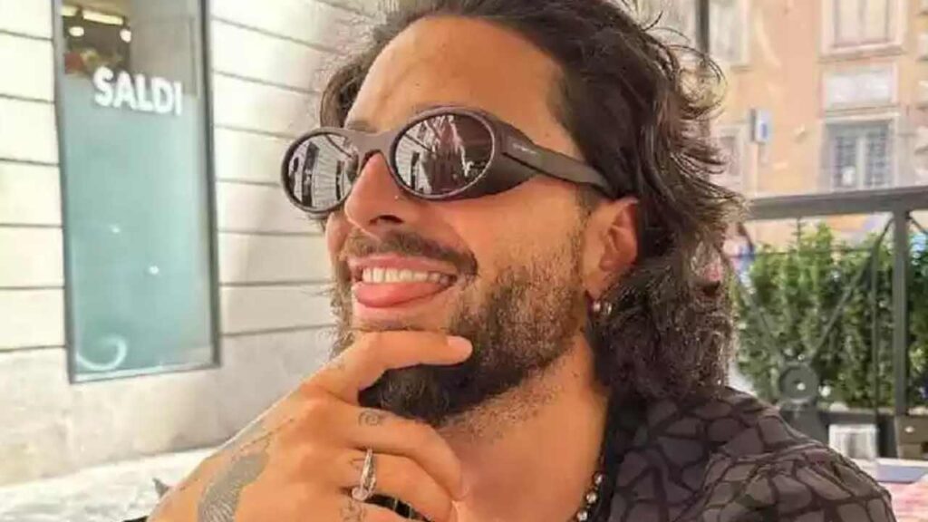 &iexcl;Maluma ya prepara serie de su vida en conjunto con su pap&aacute;!