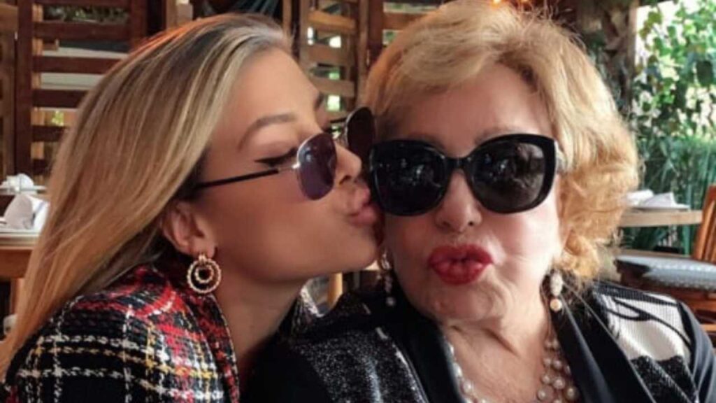 Michelle Salas ser&iacute;a la heredera mayoritaria de la fortuna de Silvia Pinal