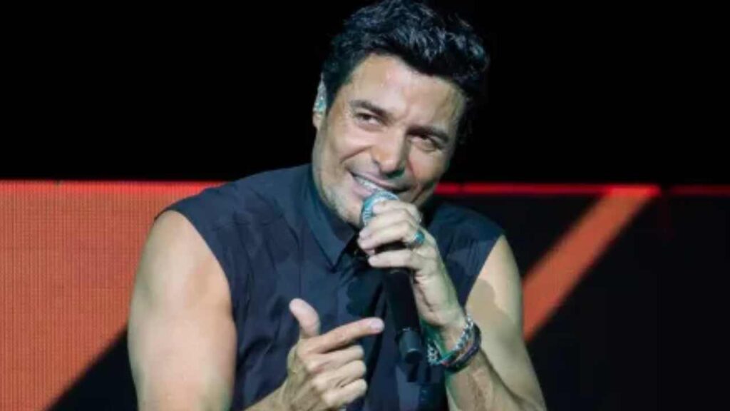 &iexcl;Chayanne se convierte en tendencia tras hacer divertida pregunta en redes sociales!