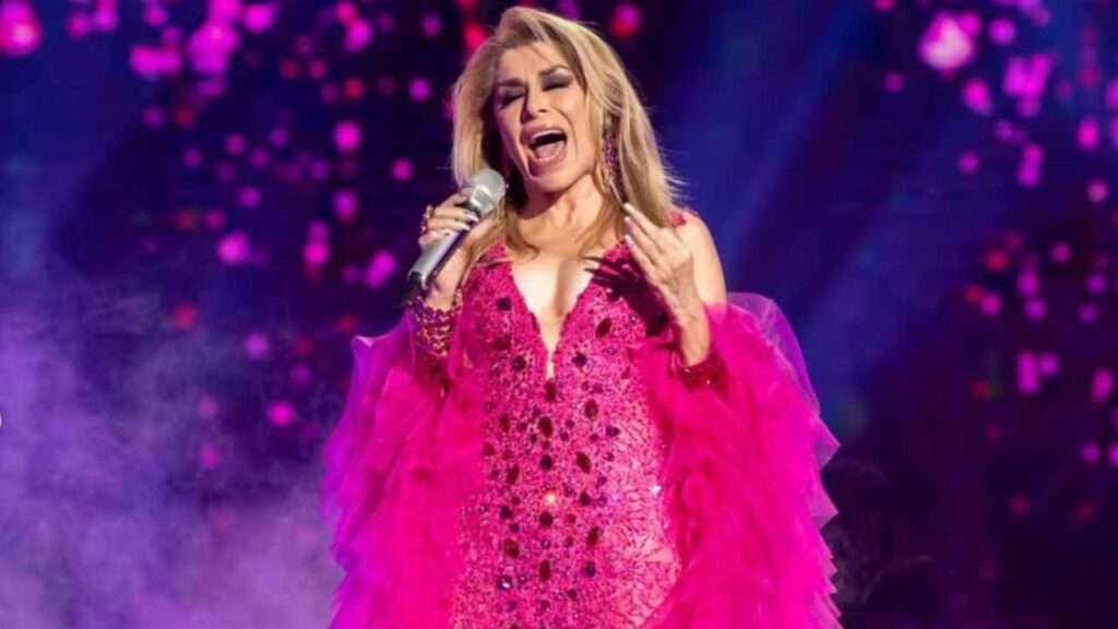 Dulce: Revelan el motivo por el que la cantante contin&uacute;a hospitalizada