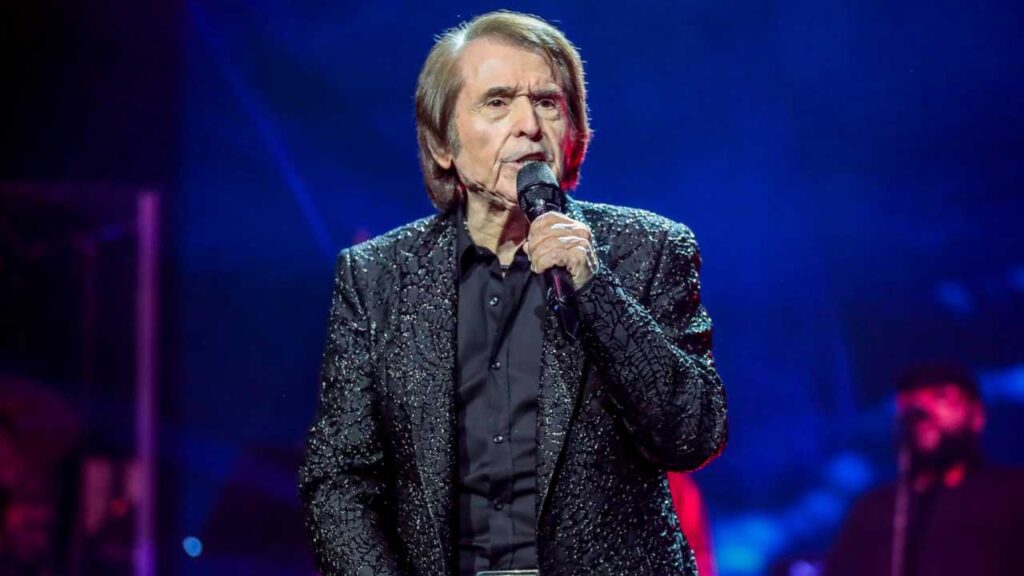 Raphael prepara disco inspirado en México