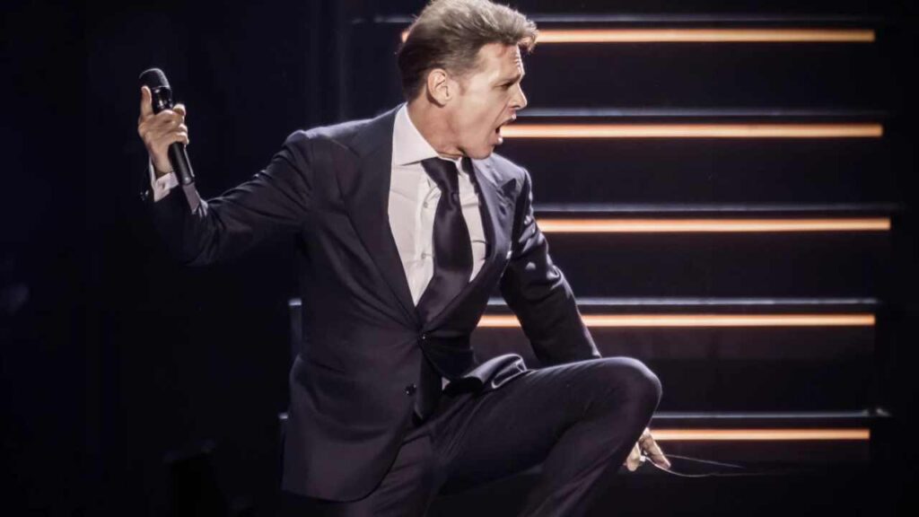 &iexcl;Luis Miguel sorprende al superar r&eacute;cord de Madonna!