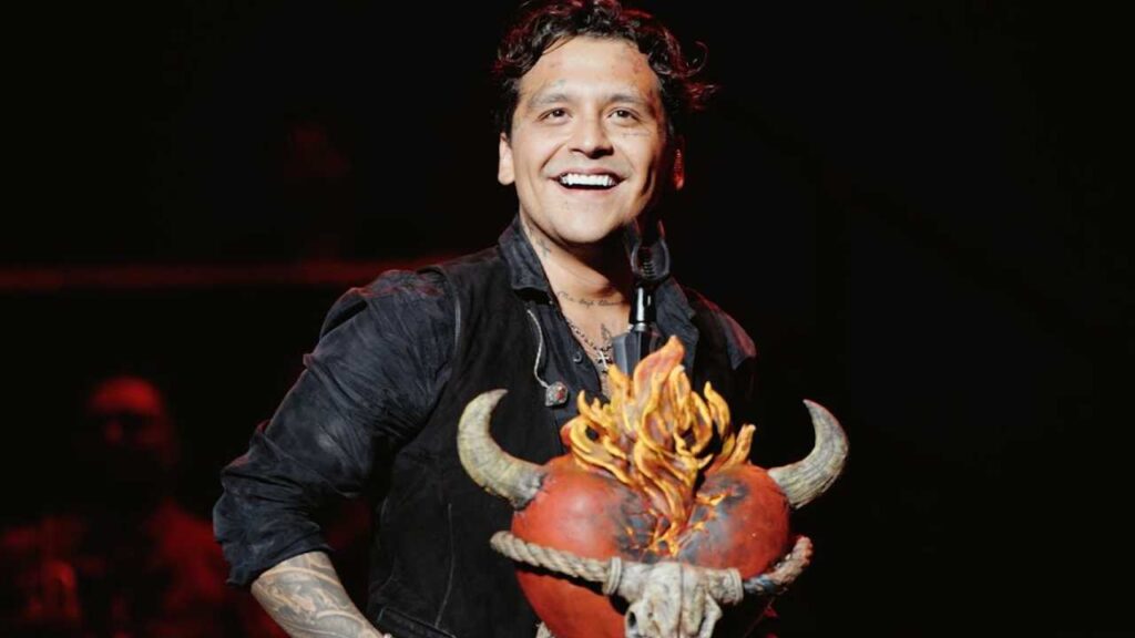 Christian Nodal sorprende con adelanto desgarrador de "Pa&rsquo;l Cora Vol. 2"