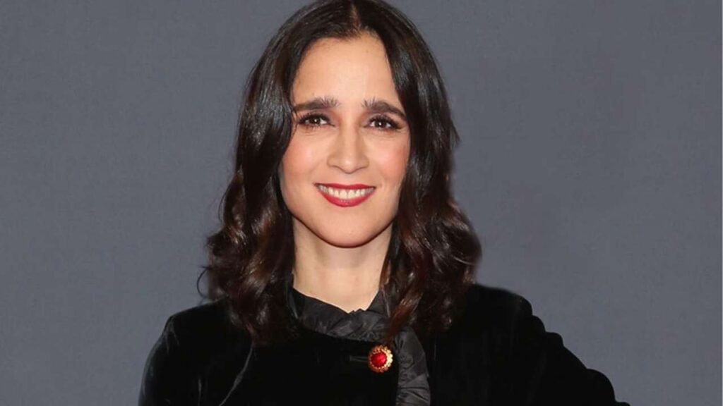 &iquest;Por qu&eacute; Julieta Venegas omite detalles de su vida amorosa en su libro?