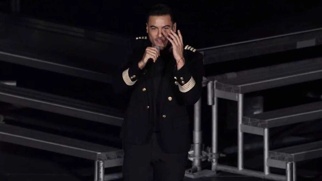 Carlos Rivera sorprende con estreno inesperado junto a Il Volo