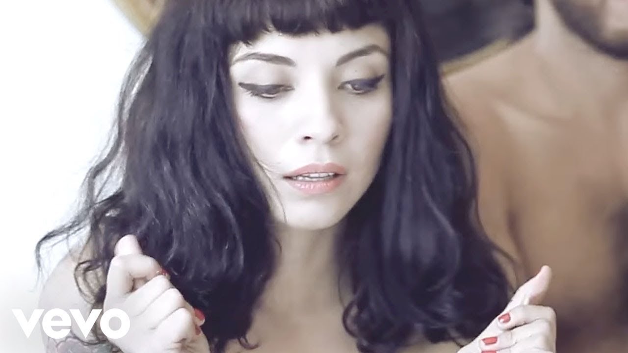 Mon Laferte &ndash; Amor Completo