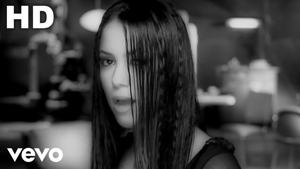 Shakira &ndash; T&uacute; (Official HD Video)
