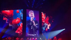 Alejandro Fern&aacute;ndez lidera el festejo mexicano en Las Vegas