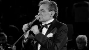 Jos&eacute; Jos&eacute; recibe emotivo homenaje a siete a&ntilde;os de su partida