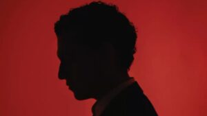 Mario Girón lanza “Me Voy” canción escrita por Carlos Rivera