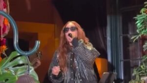 Belinda y Majo Aguilar rinden tributo a Paquita la del Barrio