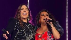 Yuridia sorprende como invitada especial en el concierto de Edith Márquez