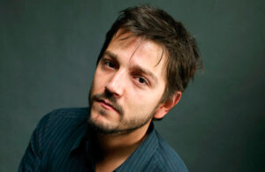 Diego Luna comparte emotivo mensaje de un fan