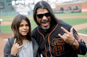 Documental de Tye Trujillo, bajista de 12 a&ntilde;os, y su gira con Korn