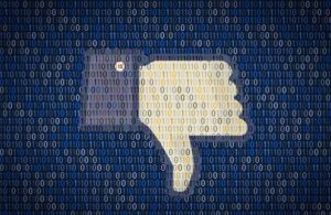 Falla en Facebook expone fotos de millones de usuarios