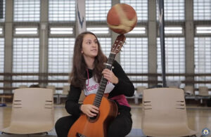 R&eacute;cords Guinness incre&iacute;bles sobre guitarras