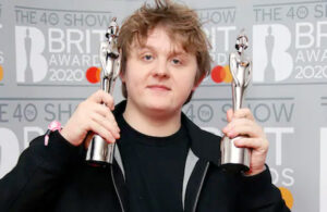 &lsquo;Someone You Loved&rsquo; gana como canci&oacute;n del a&ntilde;o en los BRIT Awards 2020