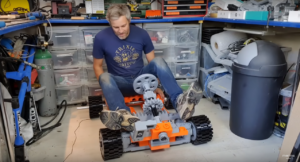 VIDEO: Hombre construye Go Kart con Legos gigantes