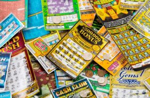 Un hombre gan&oacute; premio de loter&iacute;a y cuelga por creer que es broma