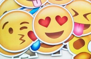 TRIVIA: ¿Puedes adivinar qué Alfaestreno es solo con los emojis? ¡Te retamos!