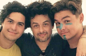Acusan a hijo de Billie Joe Armstrong, vocalista de Green Day, de abuso y coerci&oacute;n sexual