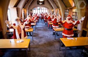 &iexcl;Santa Claus tambi&eacute;n va a clases para la Navidad en tiempos de coronavirus!