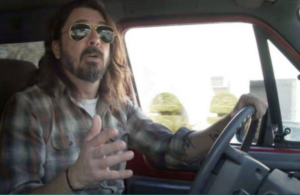 Dave Grohl lanza documental con Foo Fighters