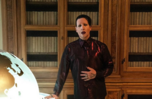 Marilyn Manson tiene orden de arresto