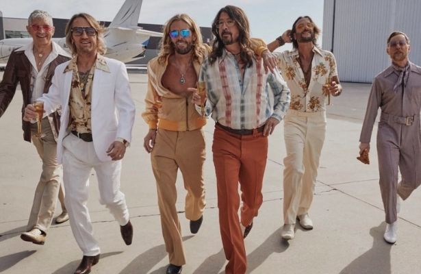 Foo Fighters publicar&aacute; un &aacute;lbum de m&uacute;sica disco