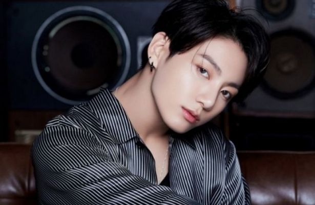 Jungkook revela que fue lo que compró con su primer sueldo de BTS
