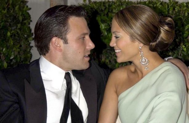 Jennifer L&oacute;pez y Ben Affleck hace oficial su relaci&oacute;n en redes sociales