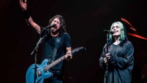 Hija de Dave Grohl se une a Foo Fighters para cantar en Lollapalooza