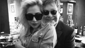 Lady Gaga y Elton John alistan una canción extremadamente hardcore