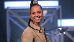 Alicia Keys publicar&aacute; una novela gr&aacute;fica, inspirada en su canci&oacute;n Girl On Fire