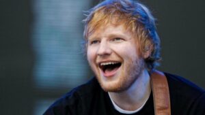 Ed Sheeran presenta nueva canci&oacute;n en Tiny Desk Concert