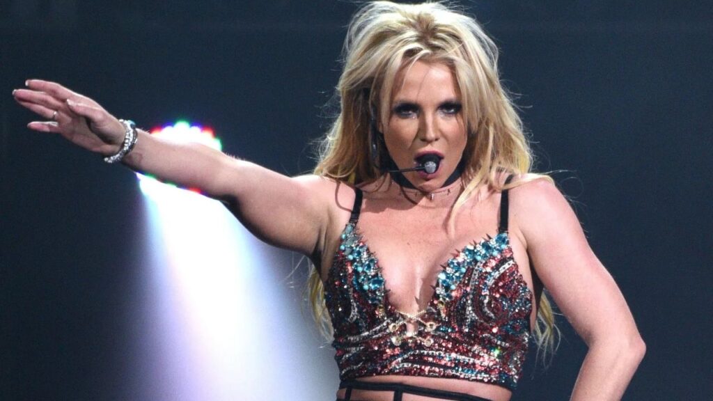 Britney Spears anuncia que está trabajando en nuevas canciones