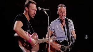 Chris Martin y Bruce S