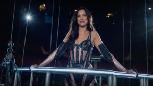 Dua Lipa d