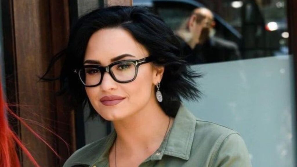 Demi Lovato consumía alcohol y drogas desde niña