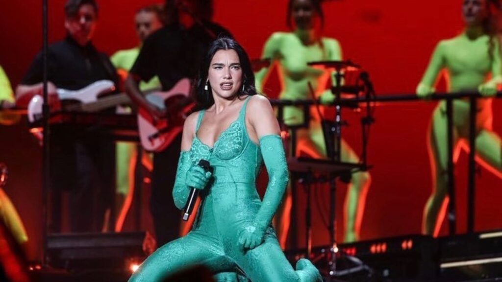 Dua Lipa pate&oacute; un Dr. Simi