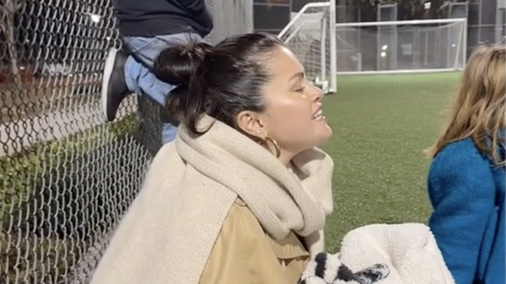 Selena Gomez coquetea con futbolistas: "Estoy soltera"