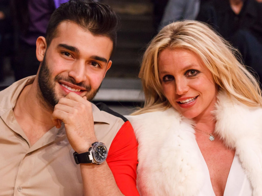 Britney Spears y Sam Asghari se divorcian 