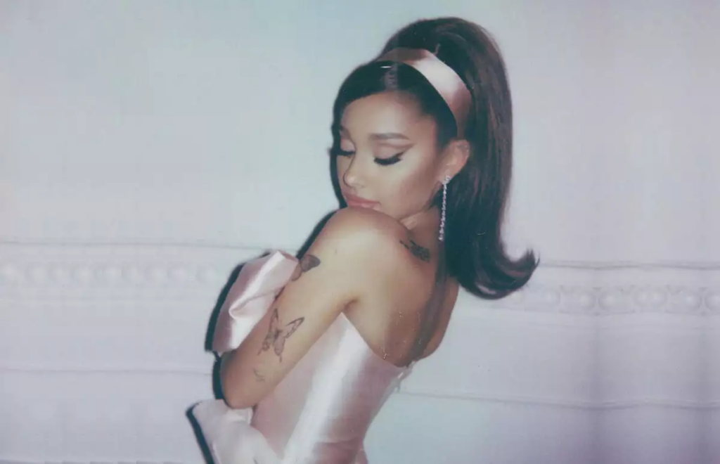 Ariana Grande est&aacute; trabajando en su nuevo &aacute;lbum