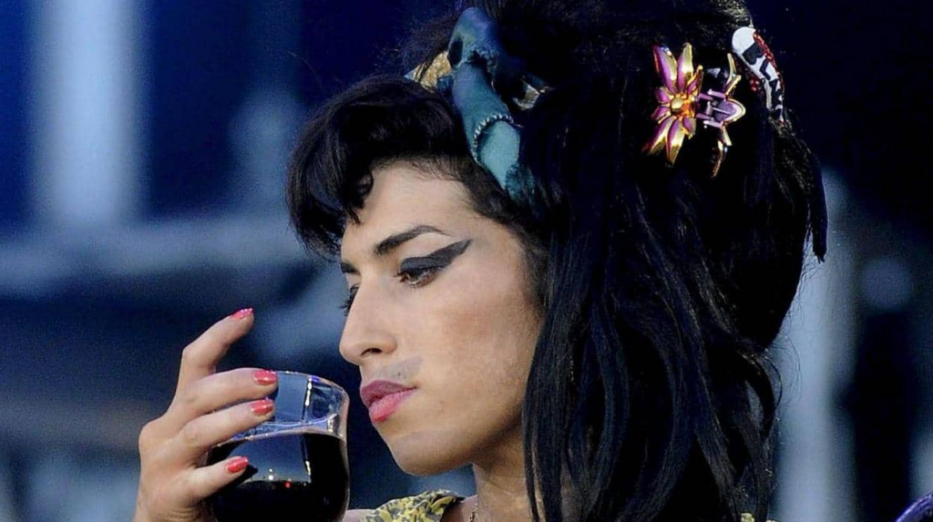Se estrena el primer tr&aacute;iler de la biopic de Amy Winehouse