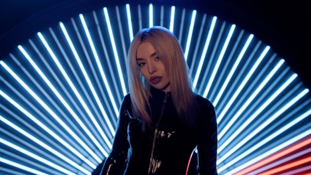 Ava Max nos presenta su nueva era