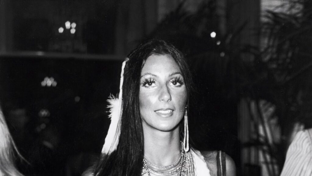 Cher publicar&aacute; la primera parte de sus memorias en noviembre