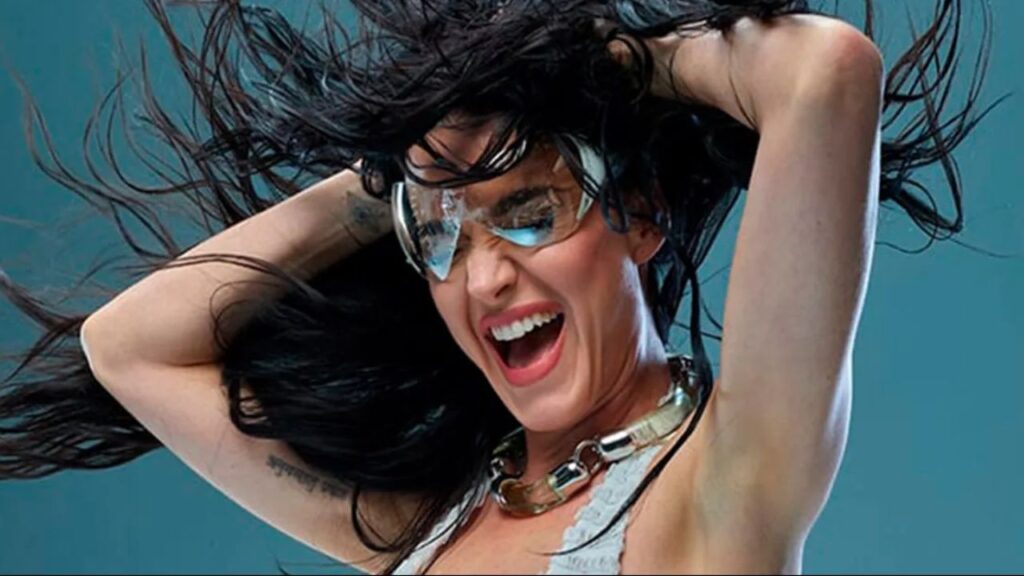 Katy Perry revela el tracklist de su &aacute;lbum '143'