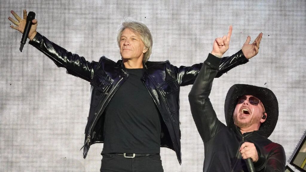 Pitbull y Bon Jovi deslumbran en los Latin Grammy 2024