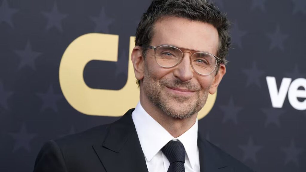 Bradley Cooper celebra 50 a&ntilde;os