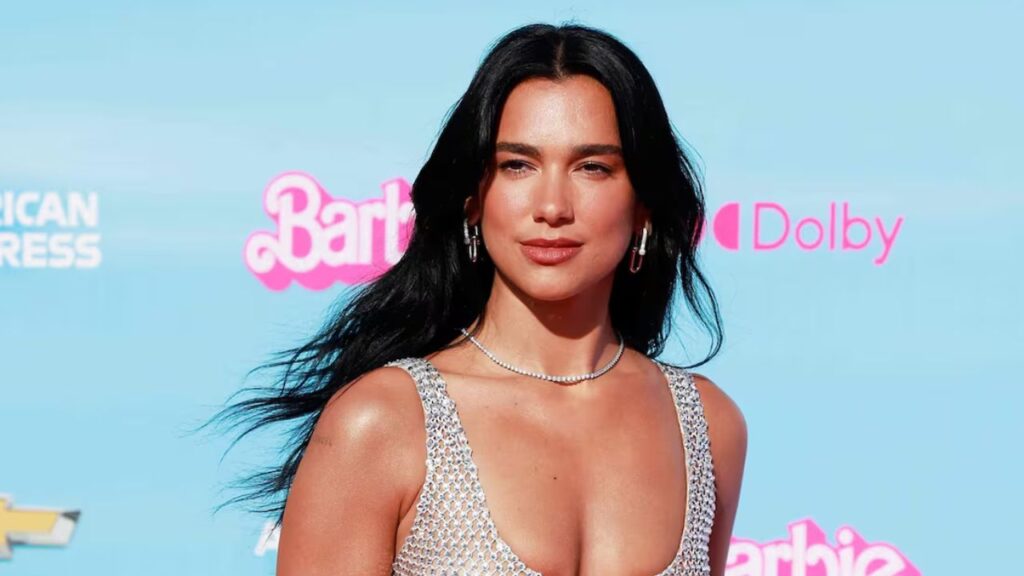 Dua Lipa deslumbra con su estilo en Chile